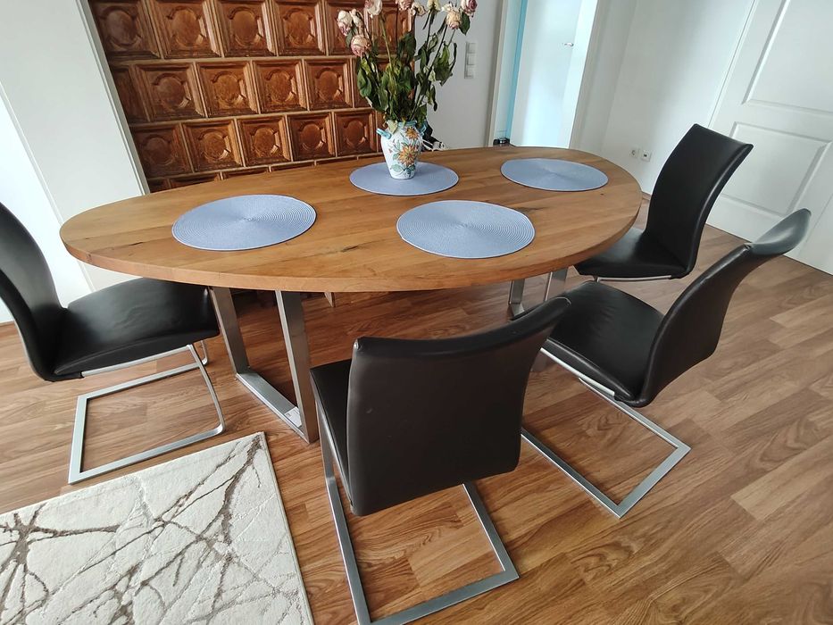 Zestaw stół i 4 krzesła