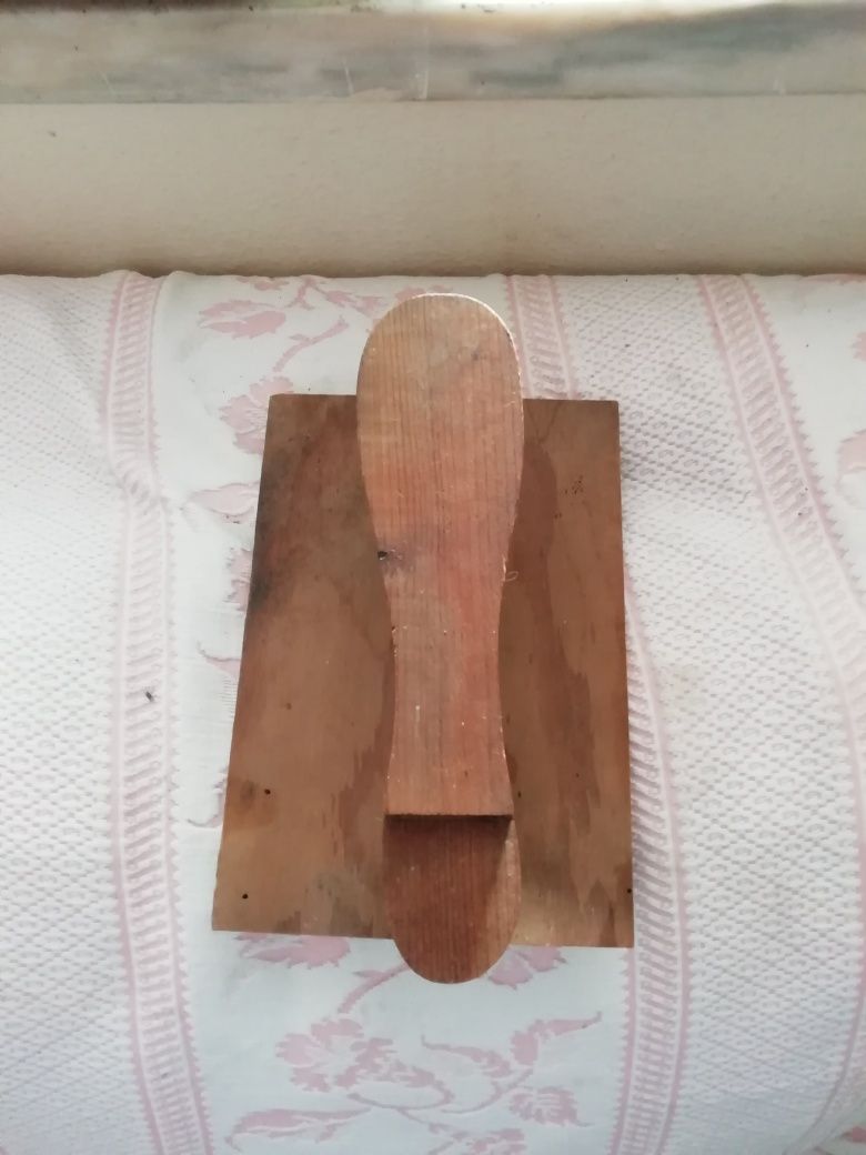 Forma de sapateiro em madeira