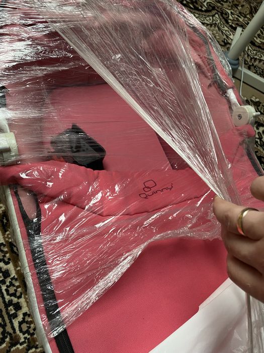 Дитяча коляска 2 в 1 Quinny Moodd Pink Passion в хорошому стані