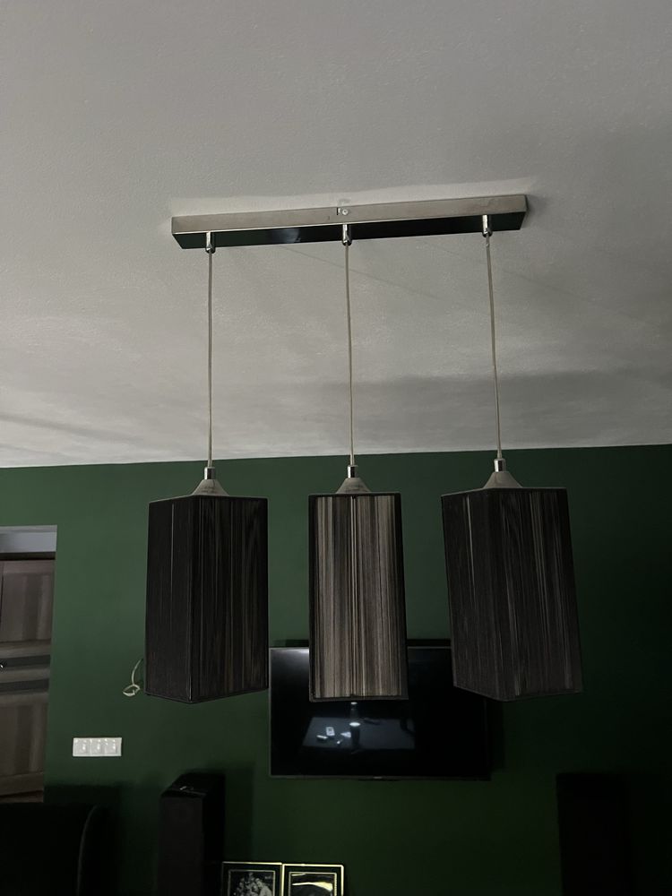 Lampy do salonu wiszące