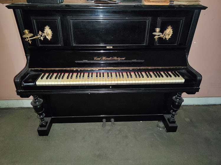 Vende-se Piano e Violinos