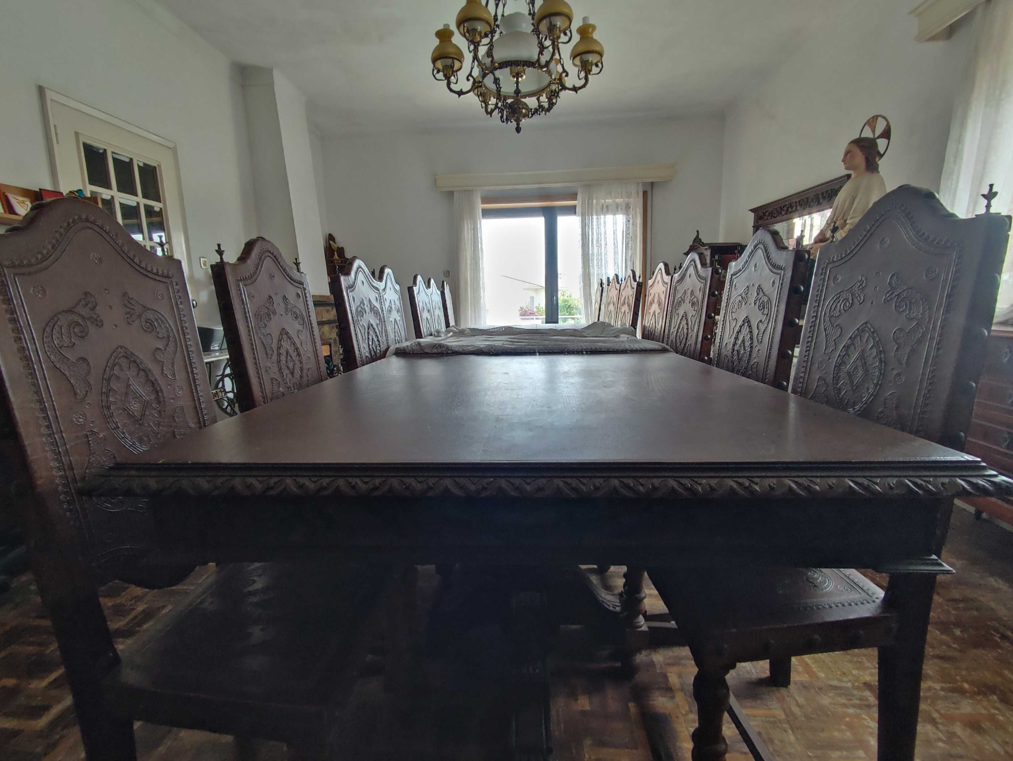 Mesa Jantar Madeira maciça Luis XV + 16 Cadeiras