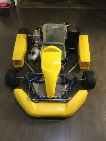 Karting 100cc com embreagem motor KZH