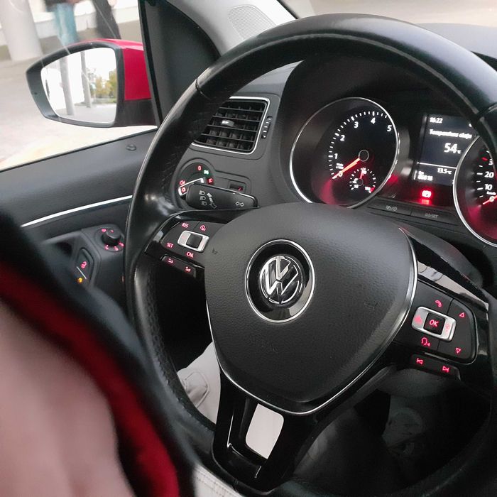 VOLKSWAGEN POLO Comfortline 1.2 TSI. BlueMotion 90KM 2016 KUPIONY 2017