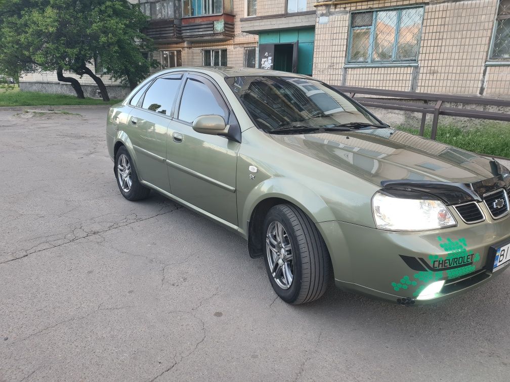 Chevrolet nubira ( lacetti ) 1.8 газ/бензин 200т/км пробег