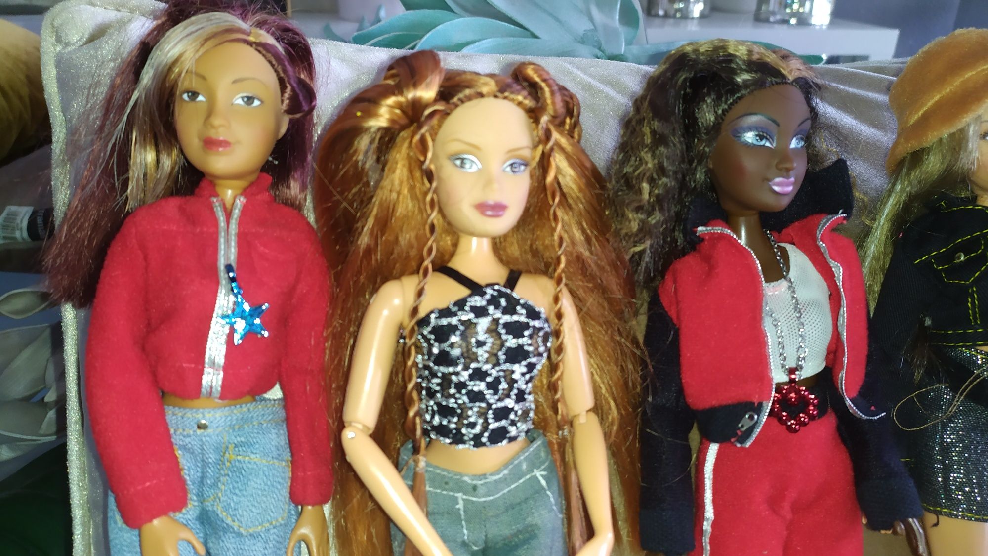 Coleção RARA da Mattel 4 flava grafiters + roupas e acessorios extra