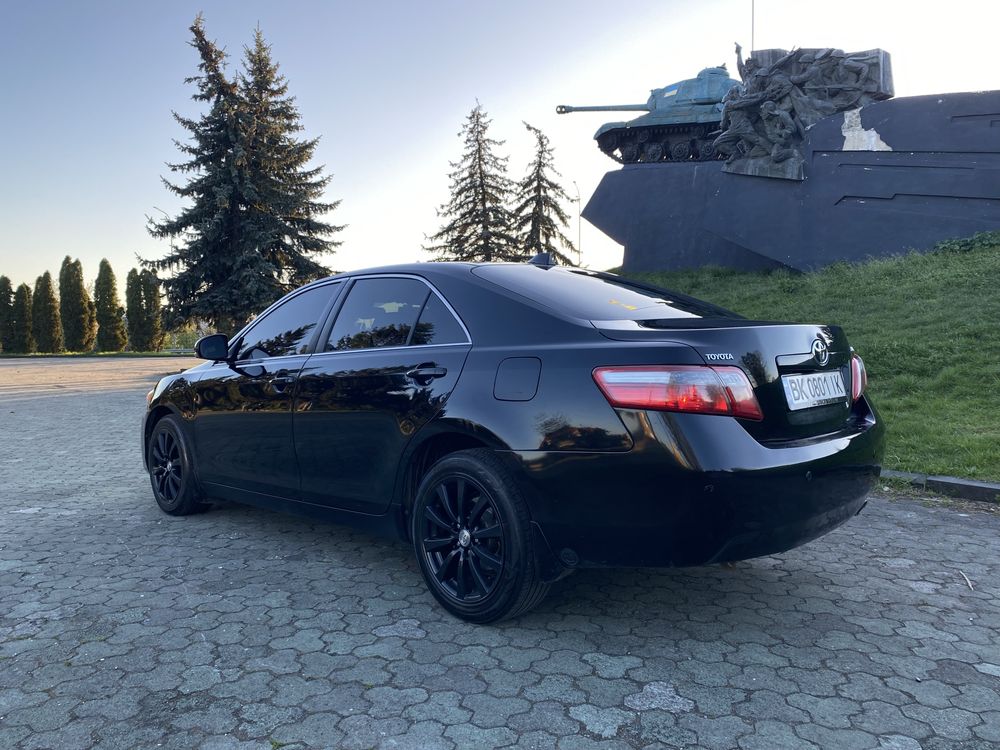 Toyota Camry 40 торг