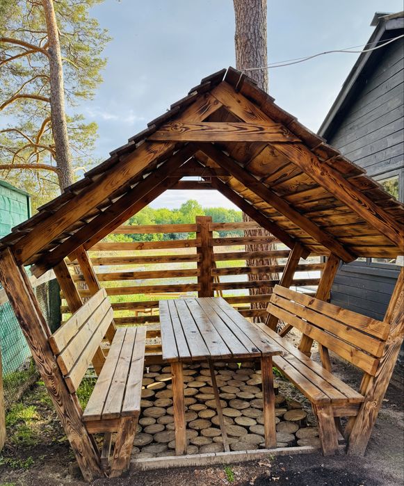 Оренда будинку (база відпочинку) In wood