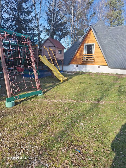 Domek z drewna plac zabaw