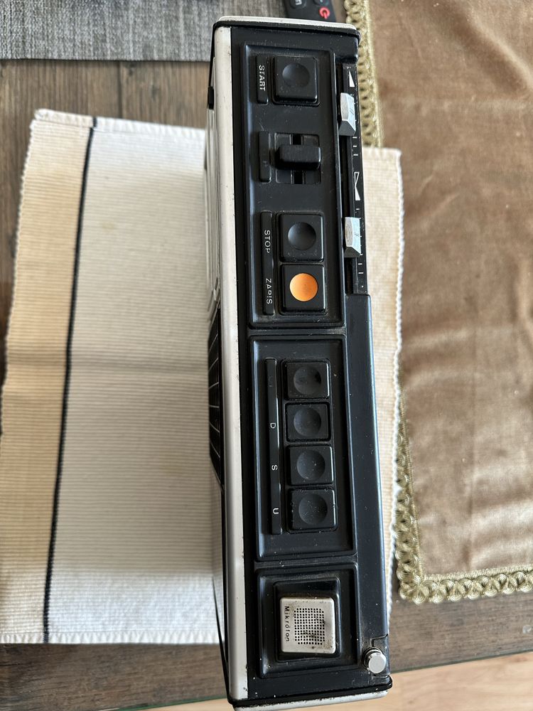 Radiomagnetofon Grundig RB 3200 PRL