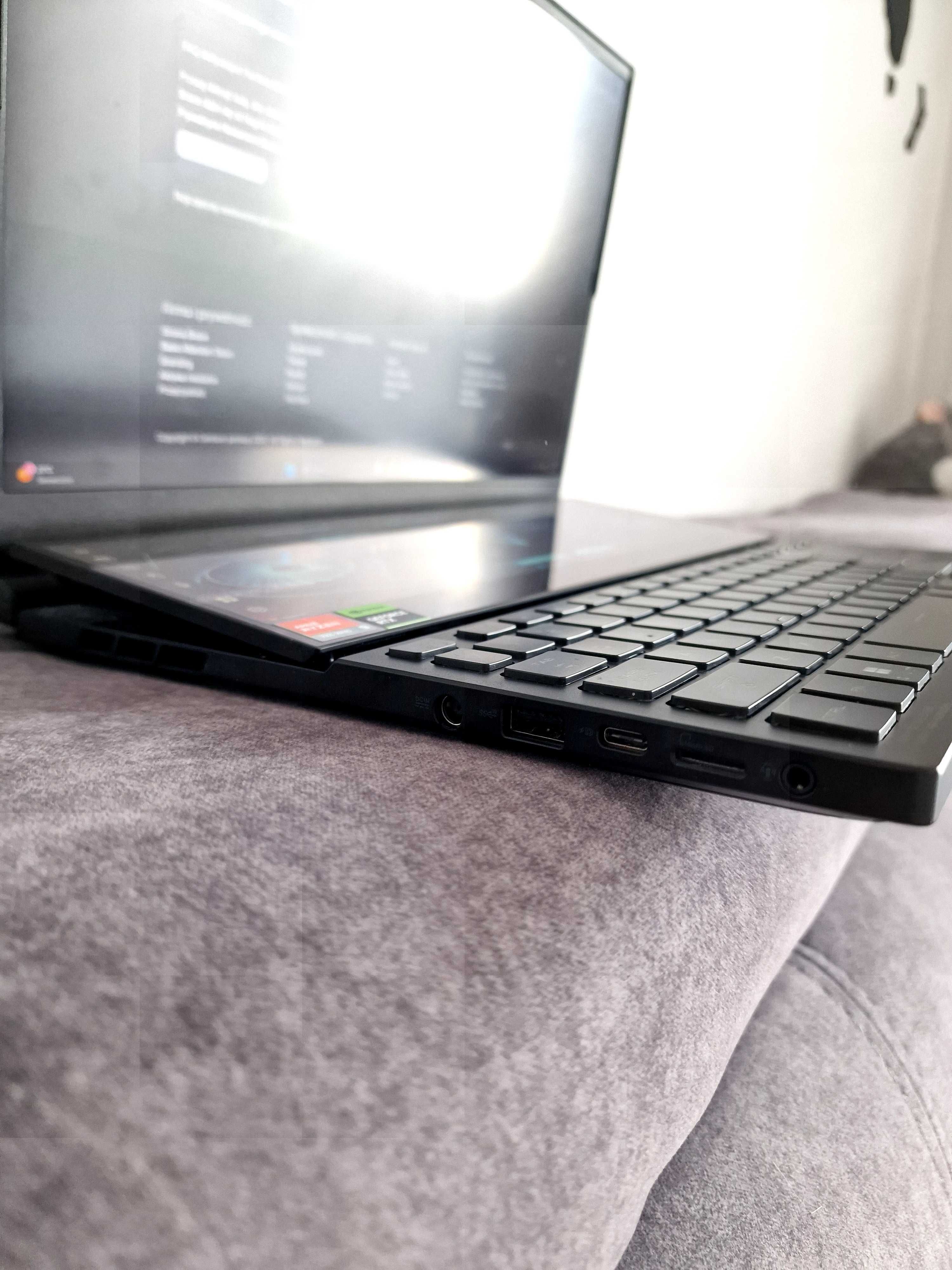 Laptop ASUS ROG Zephyrus Duo16 GX650PY 16" 64GB RAM 4TB SSD GF RTX4090