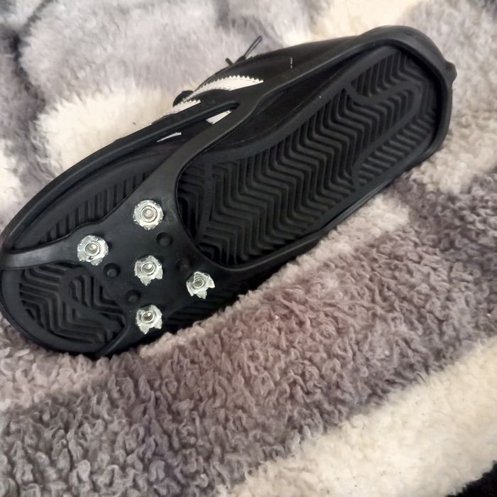 Raki antypoślizgowe na buty