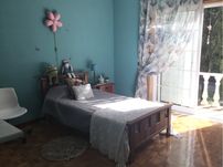 Mobilia de quarto solteiro em bom estado.