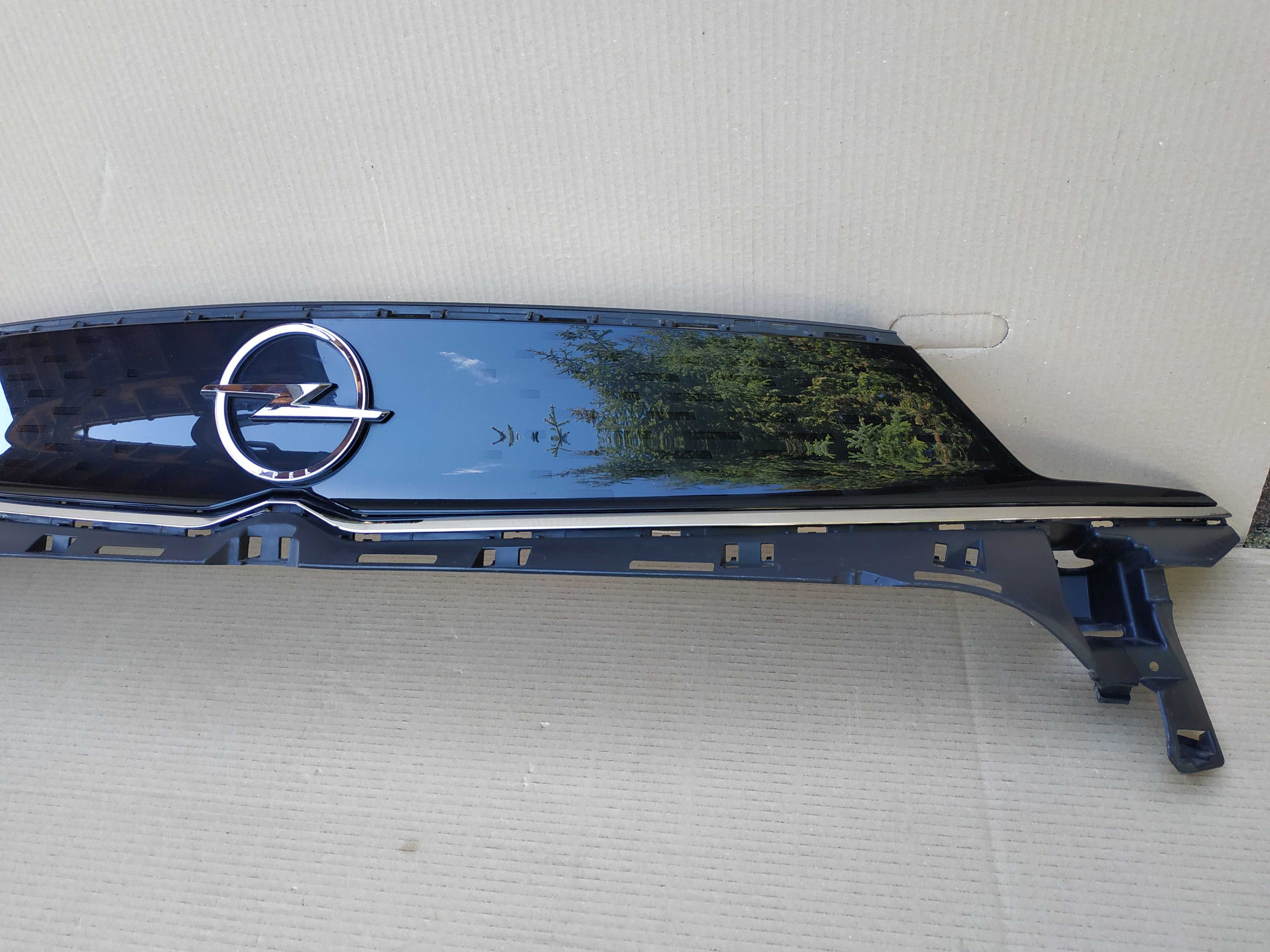 opel crossland nowy model grill atrapa
