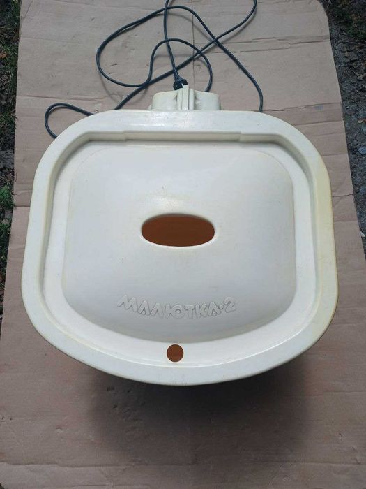 Продам стиральную машинку пластмассовую "Малютка 2" б/у