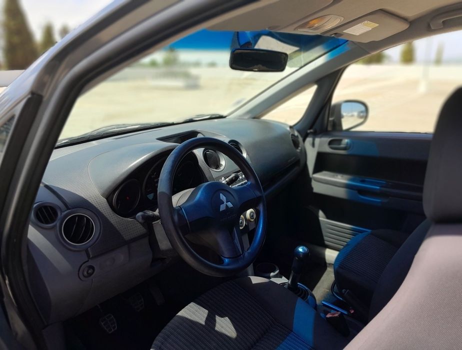 Mitsubishi Colt 2008