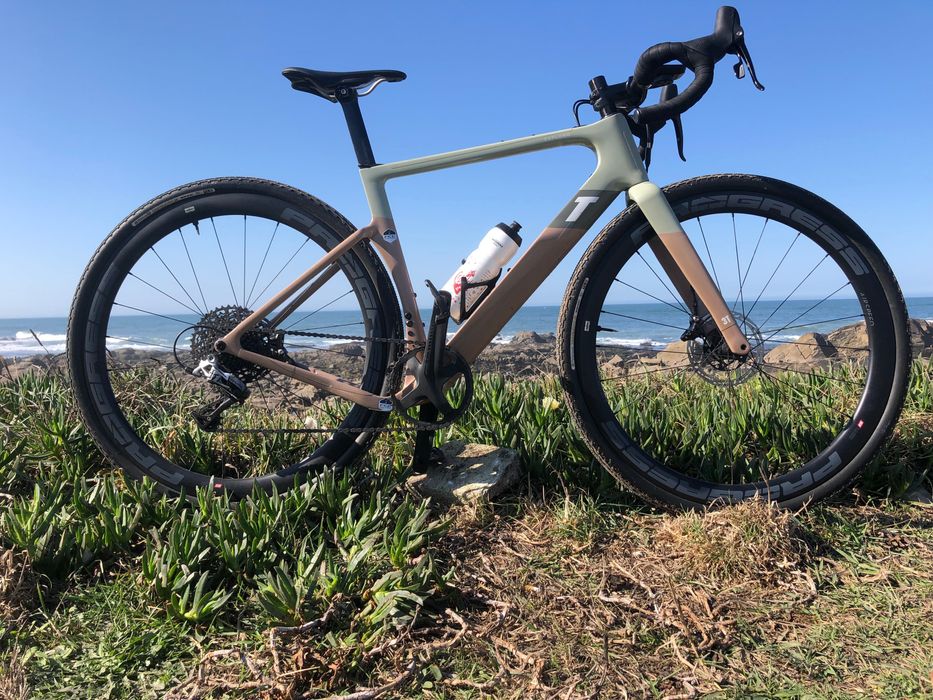 Gravel 3T Racemax , Tamanho S Rodas DT swiss 1800 spline  , Rival  11v