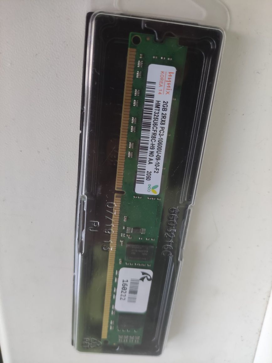 Hynix DDR3 2Gb 2Rx8 1333Mhz PC3-10600U-9-10-f2(HMT325U6CFR8C-H9)