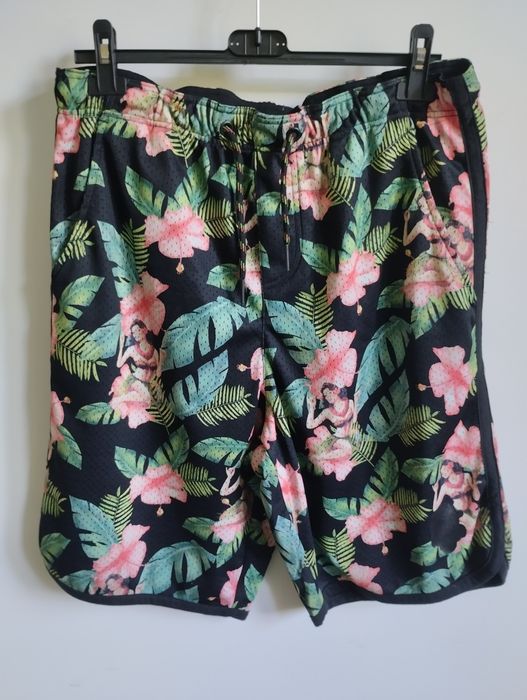 Szorty hawajskie