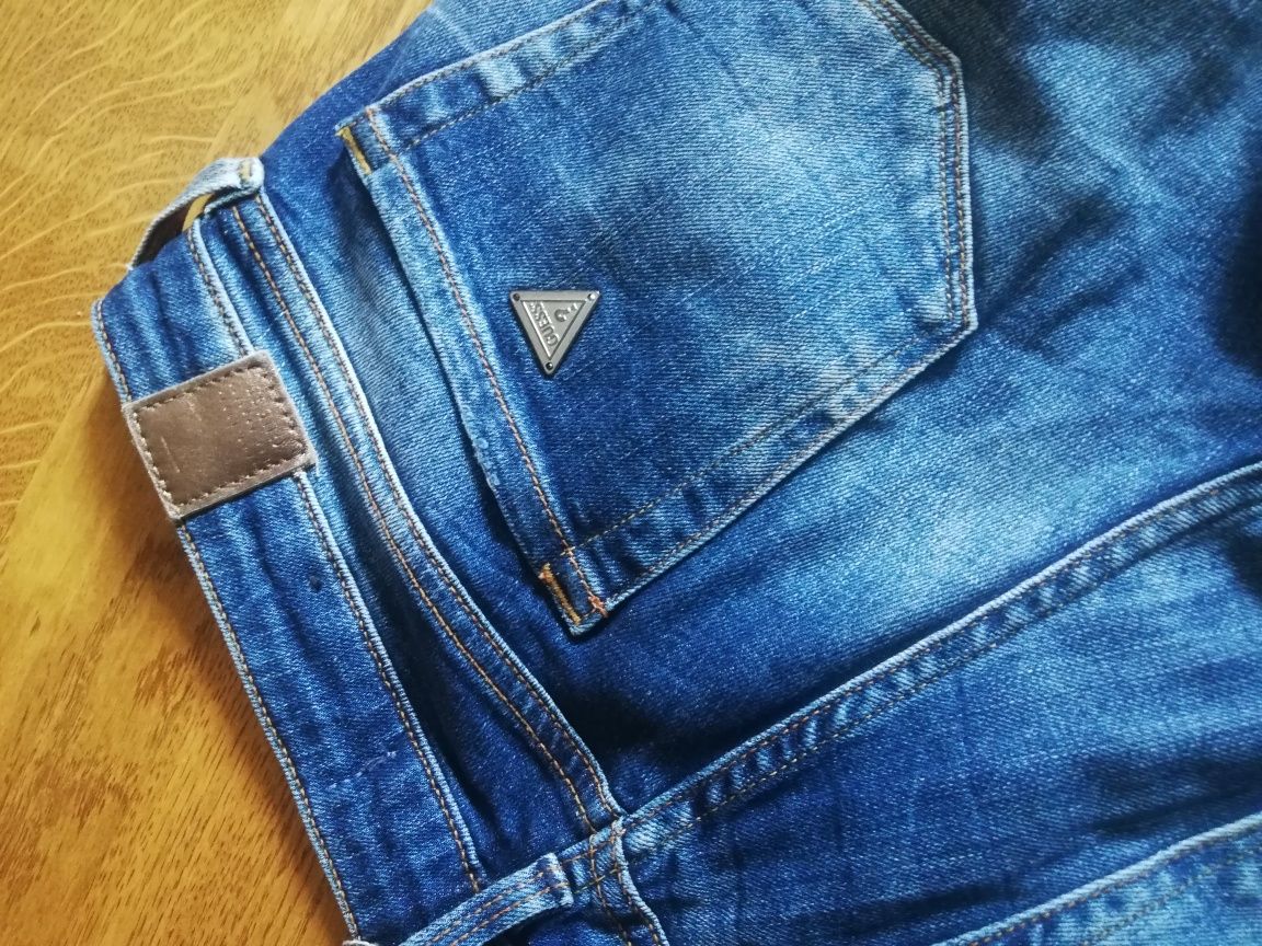Spodnie dżinsy Guess r 27