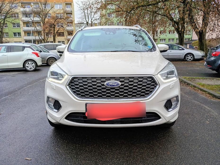Ford Kuga Ford Kuga Vignale 2018r. 2.0 TDCI AWD