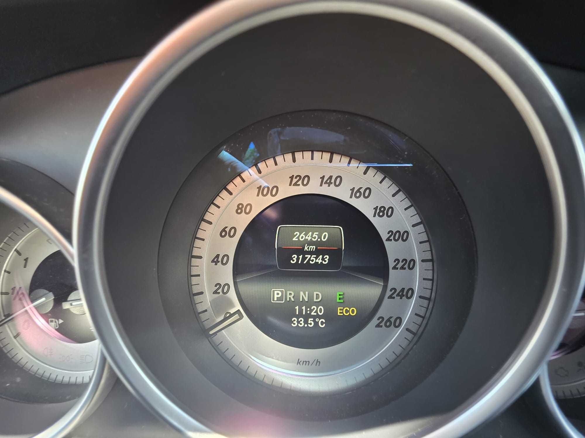 Carrinha Mercedes