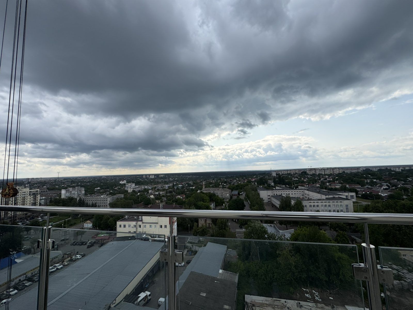 Продам видову 2 кімнатну квартиру в новобудові