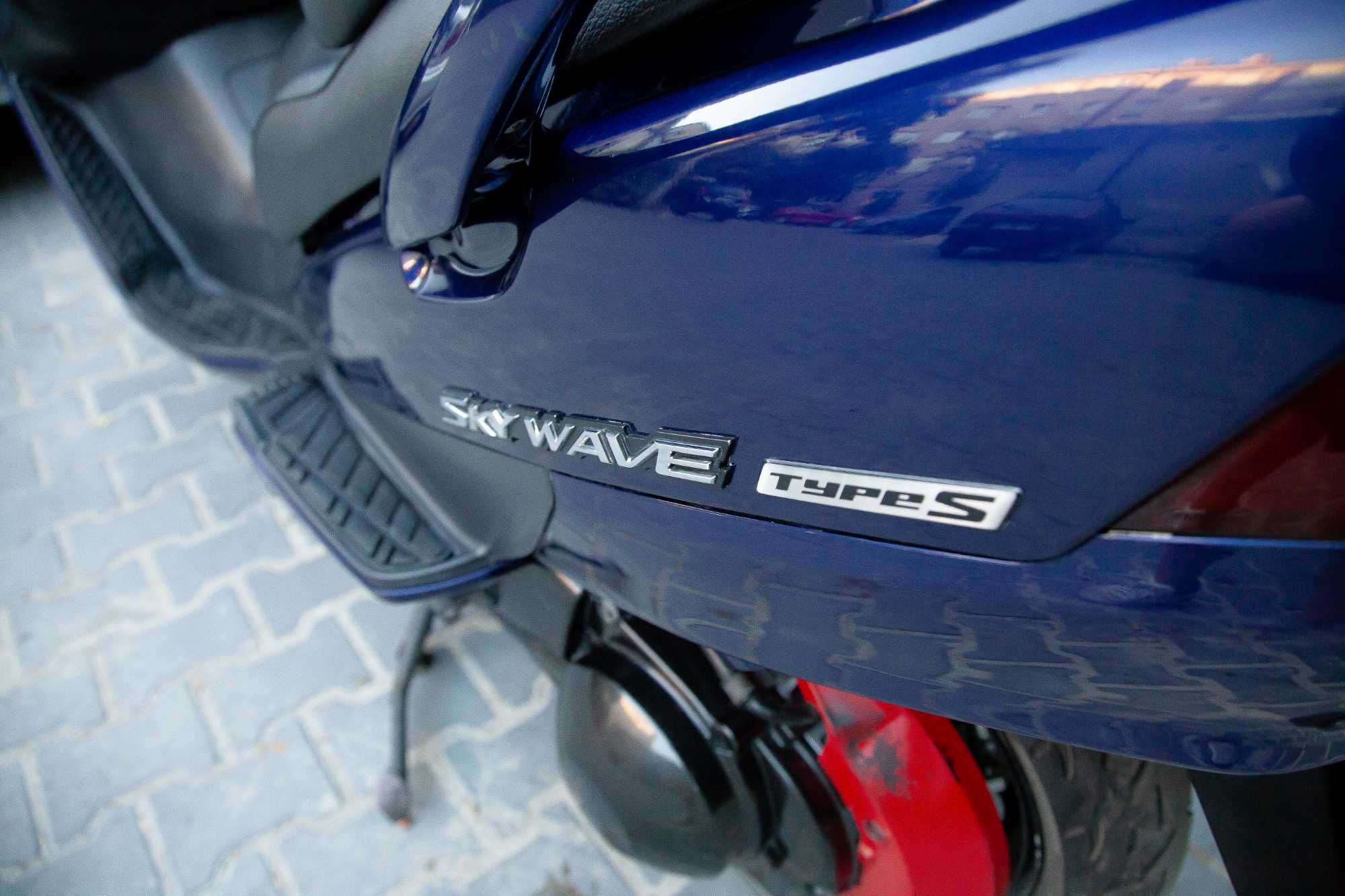 Suzuki sky wave 400