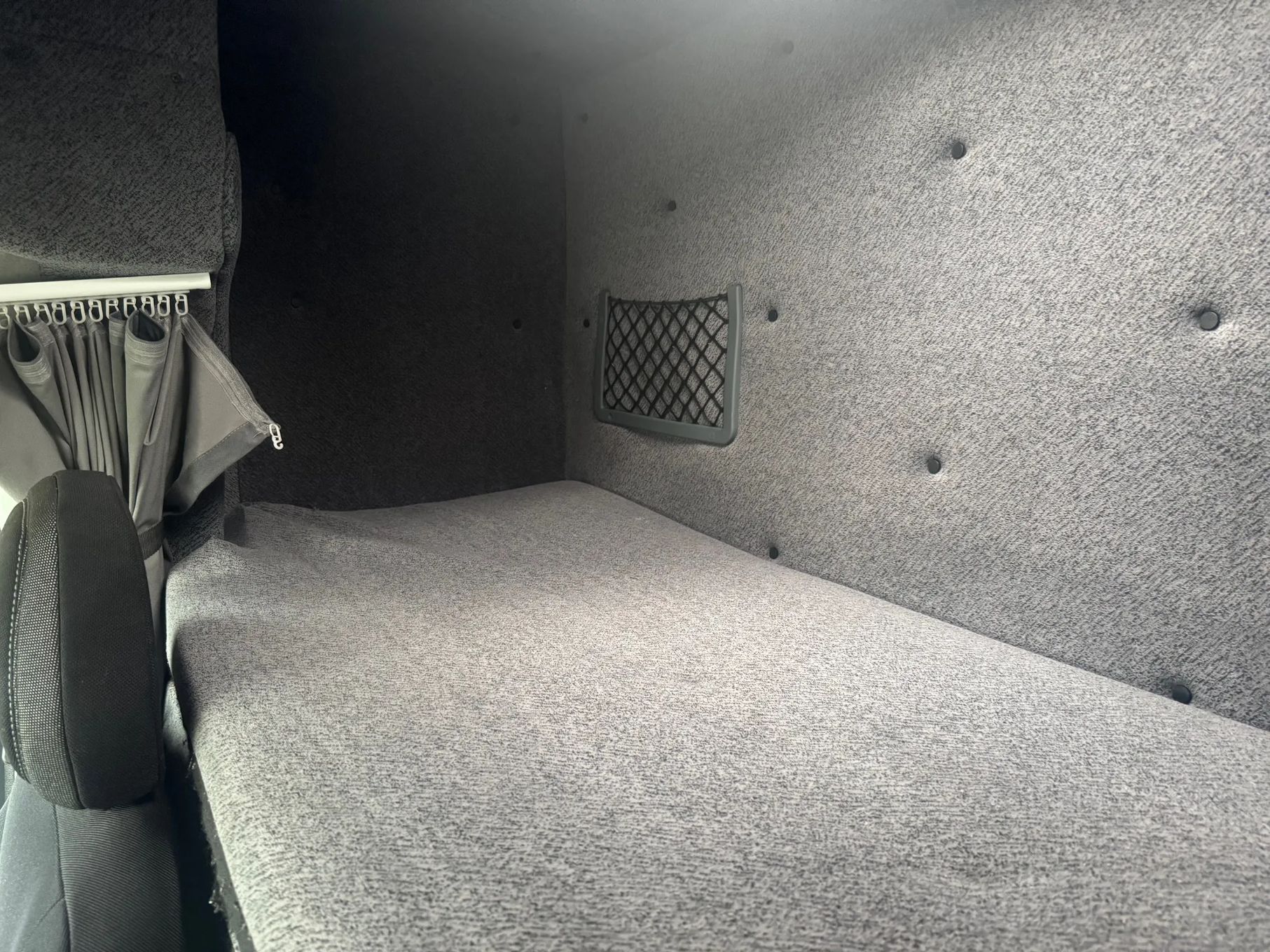 Iveco DAILY  IVECO DAILY 35s18 hi-matic Nawigacja cena brutto
