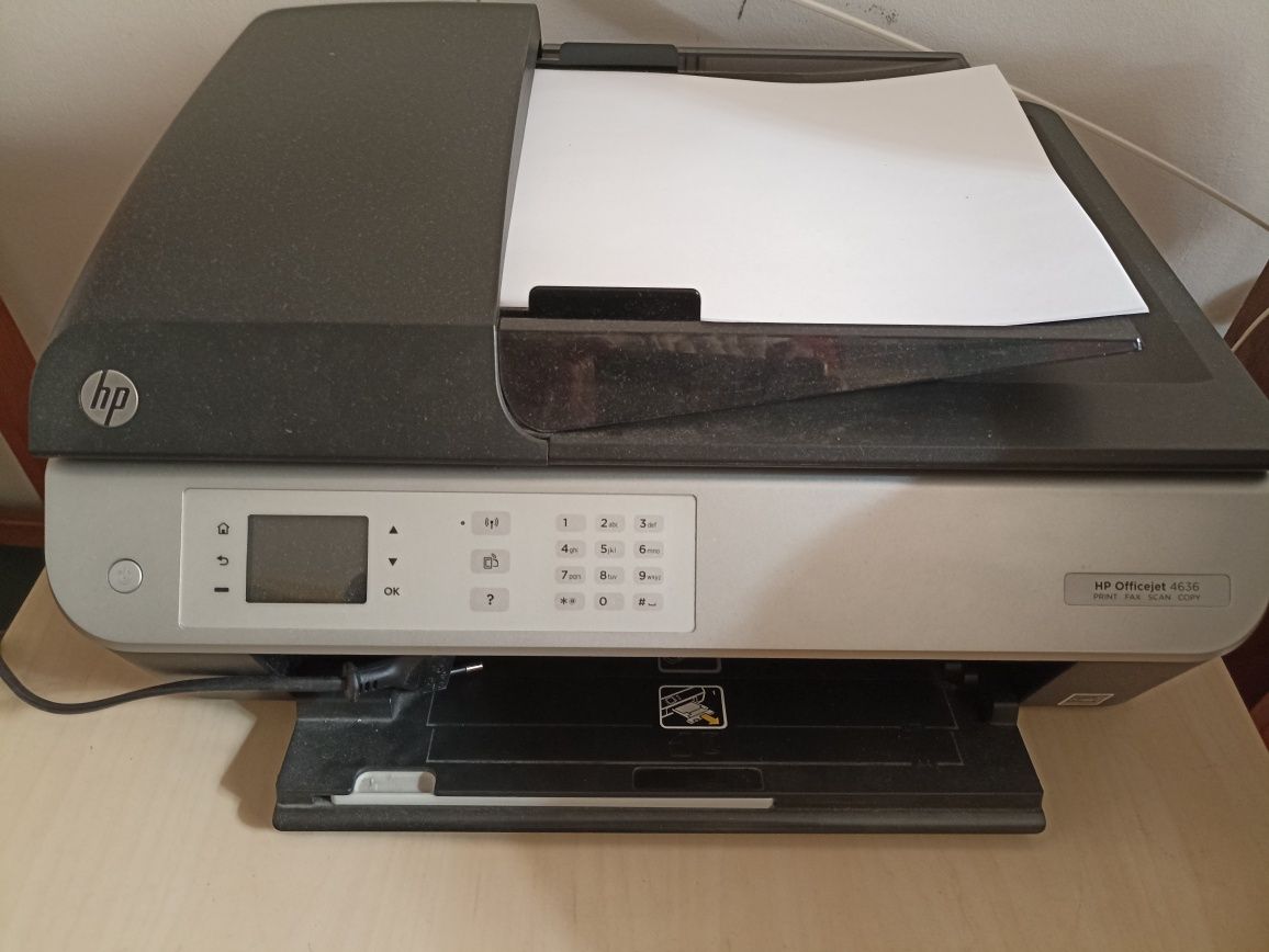 Impressora HP/ Digitalizadora / Fax / Fotocopiadora HP Officejet 4636