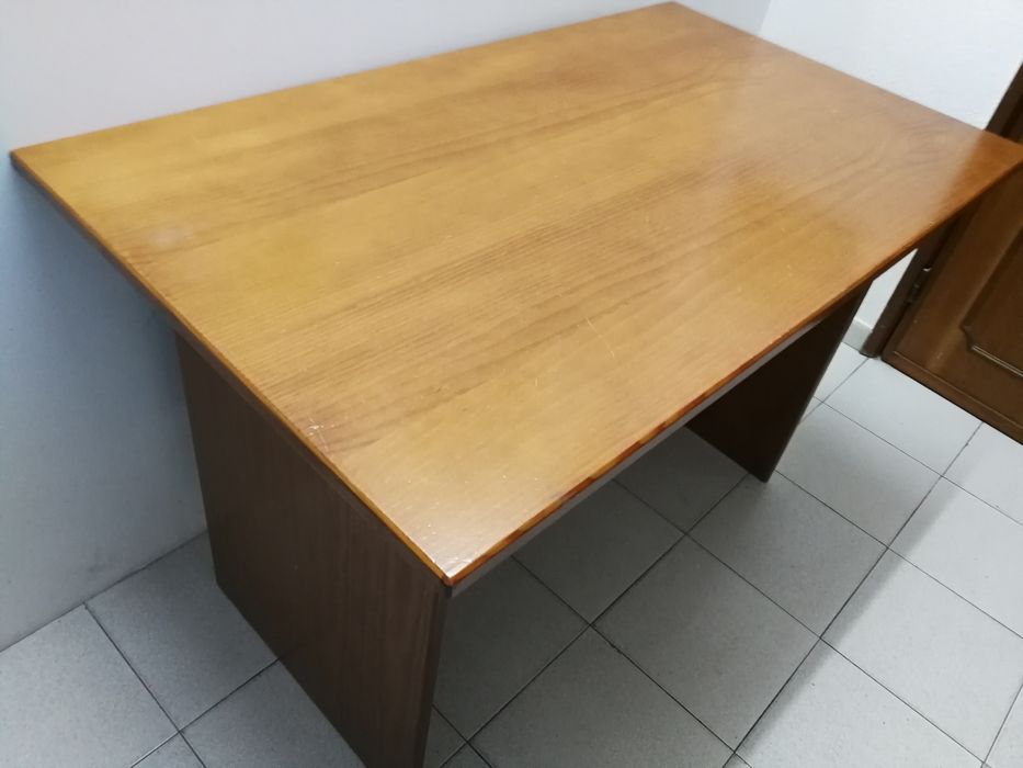 Secretária madeira maciça