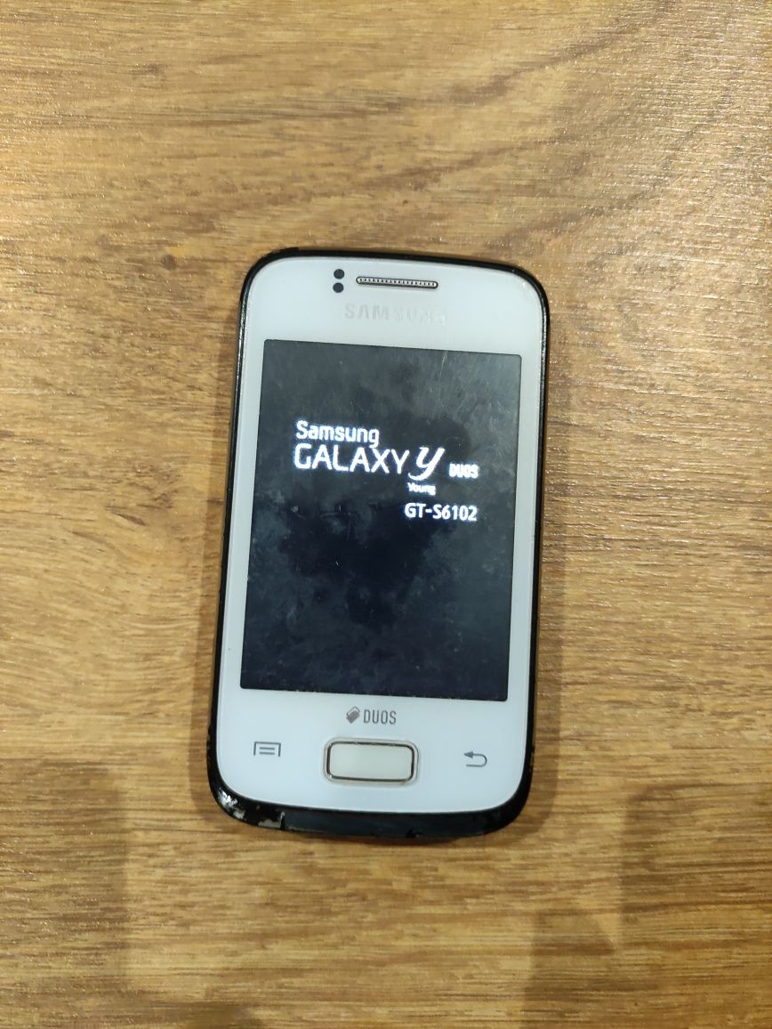 Samsung GT-S6102 на дві сімки