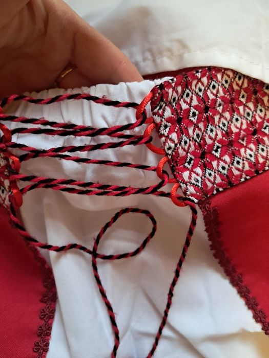 Костюм український вишиванка