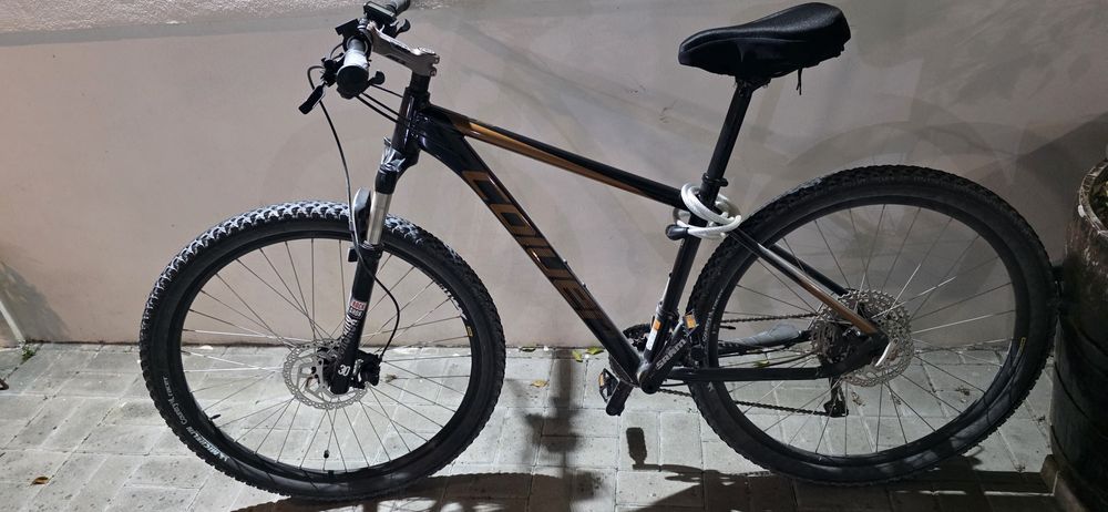 Bicicleta como  nova