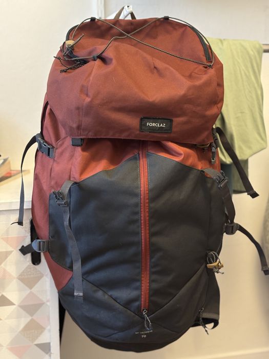 Plecak turystyczny Forclaz MT100 Easyfit 70L
