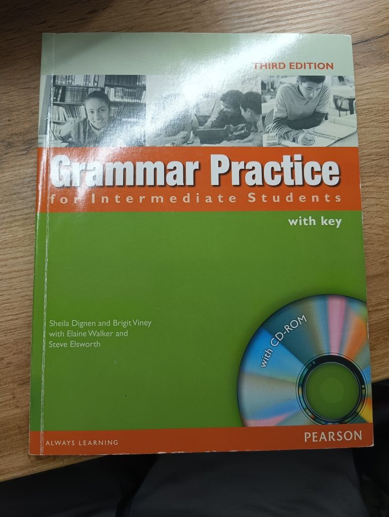Grammar practice for intermediate students. Pearson
