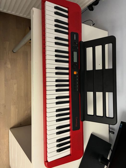 Синтезатор CASIO CT-S200RD