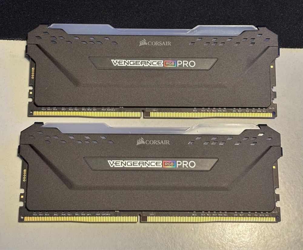I7 13700F + MSI B760M + 32 GB RAM