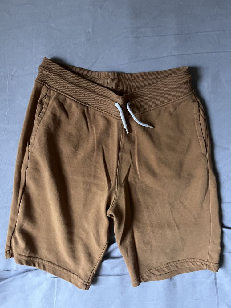 Szorty dresowe, krótkie spodenki H&M; 3 za 2; rozm. 158 chłopiec