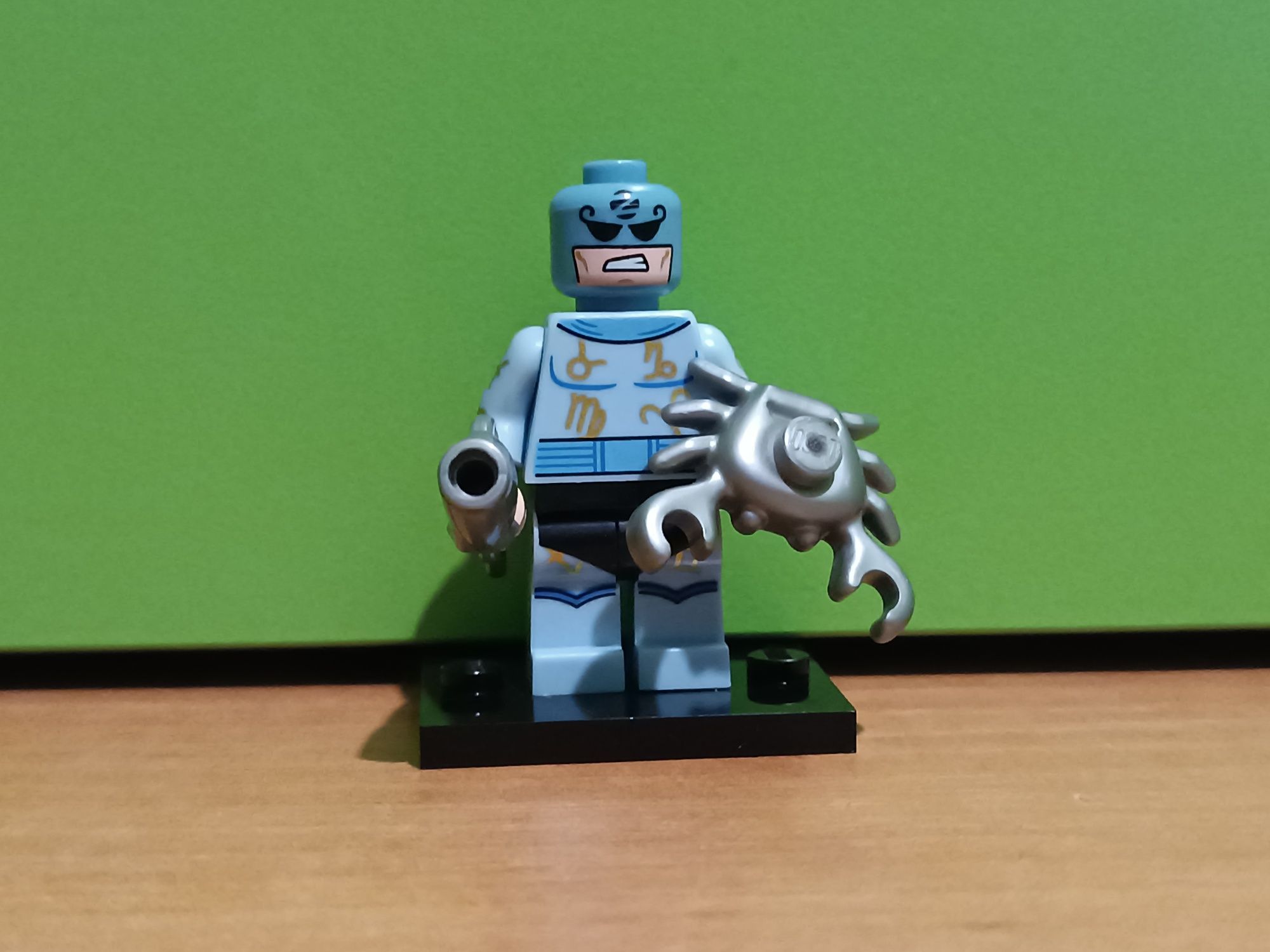 LEGO minifigures Batman
