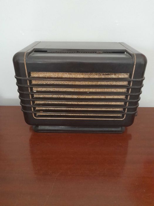 Rádio antigo para colecção/ decoração