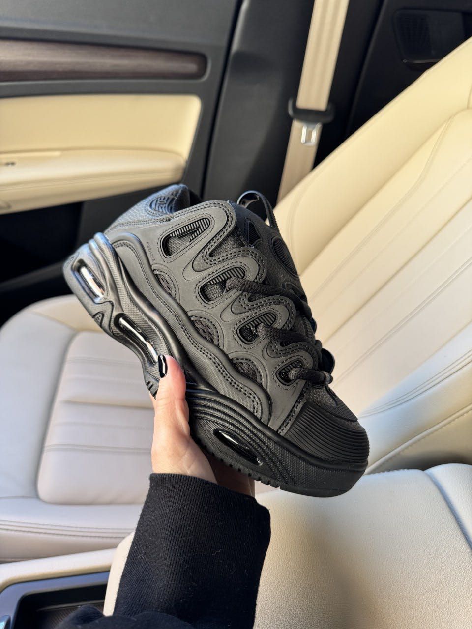 Osiris D3  Black