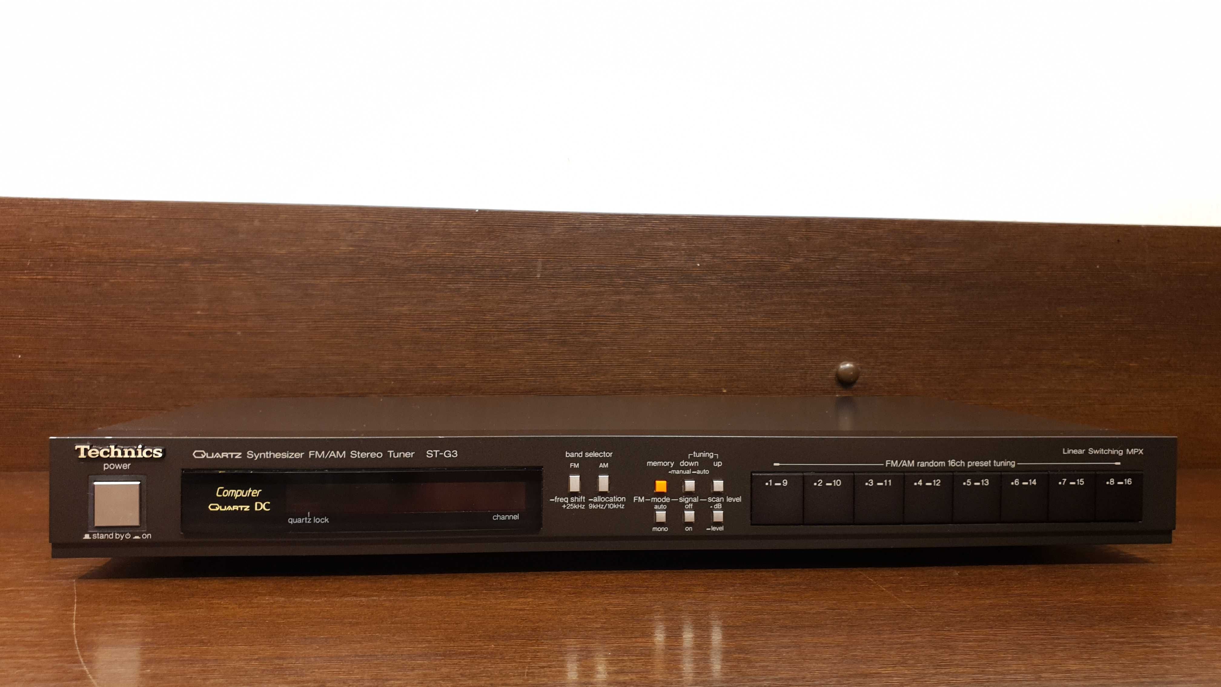 ST-G3 Technics FM / AM Stereo Tuner Radio