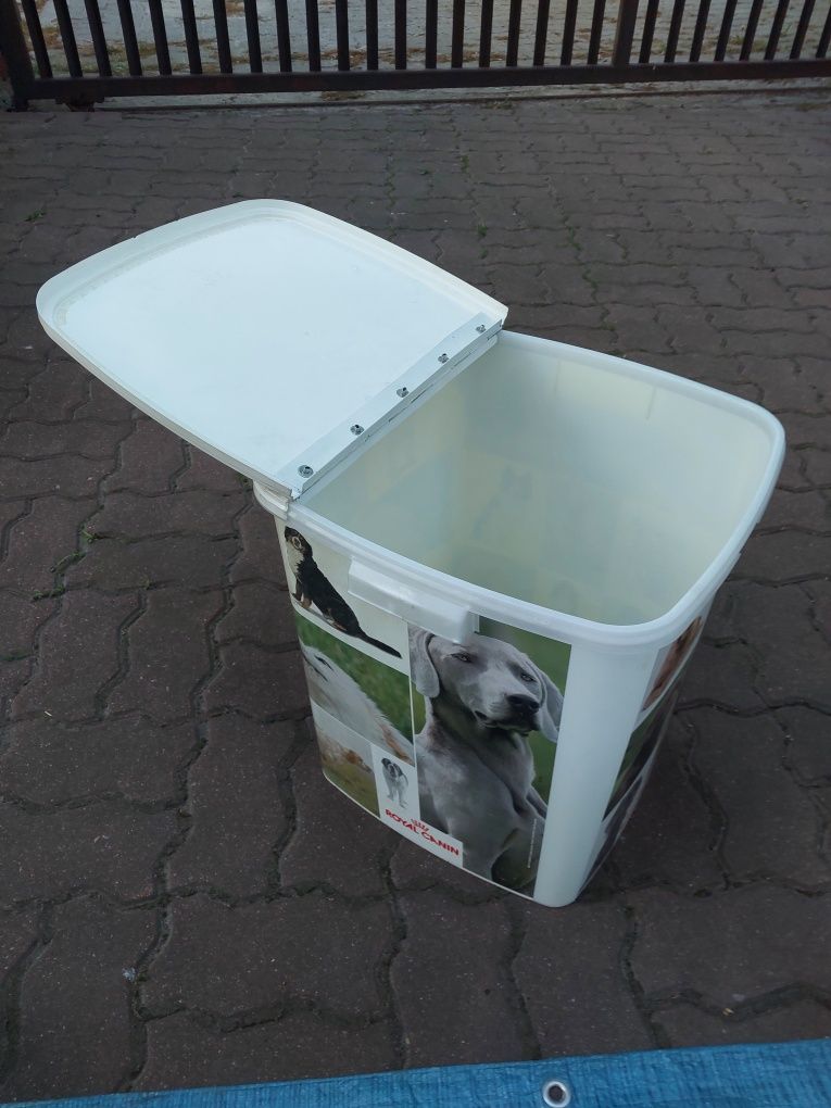 Pojemnik na karmę suchą Royal Canin 42L (15kg) , 38x38x42 cm
Myśmy