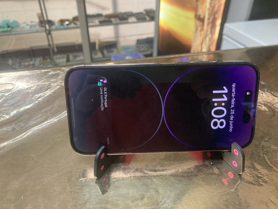 Vendo / Troco iPhone 14 pro como novo
