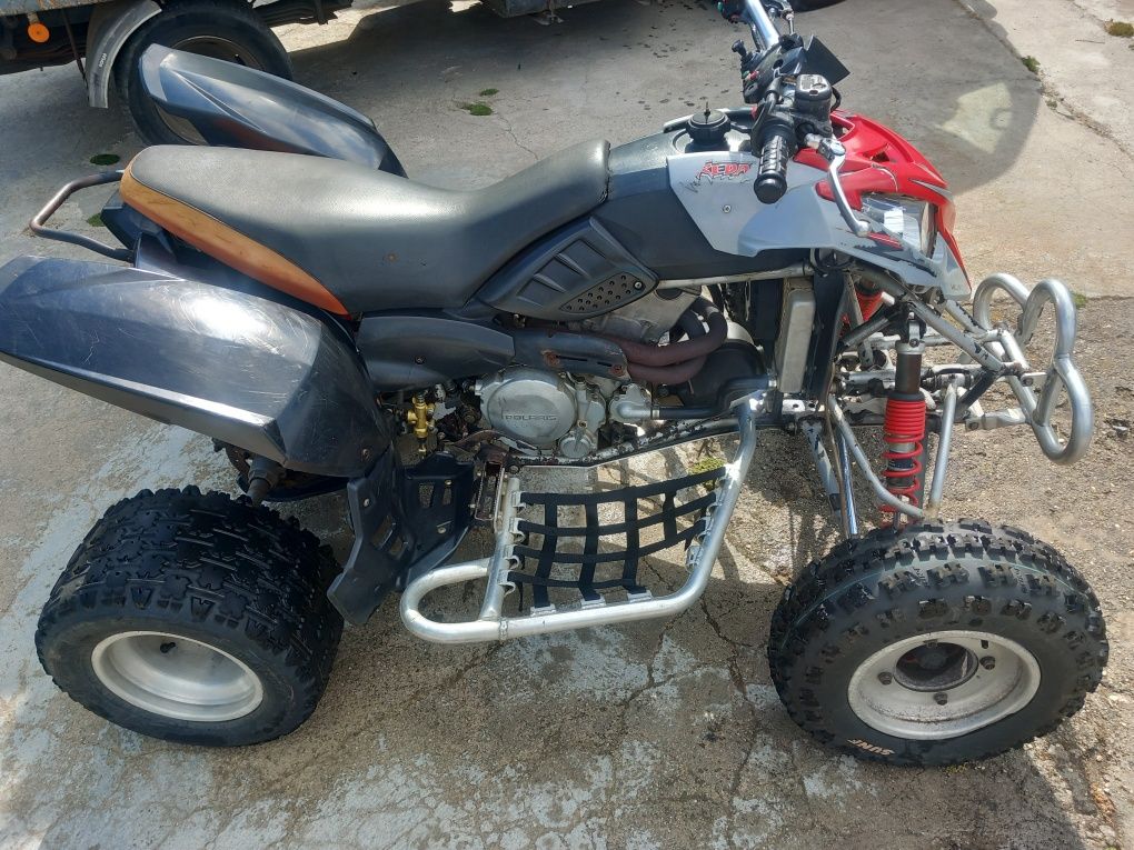 Vendo moto 4 Polaris
