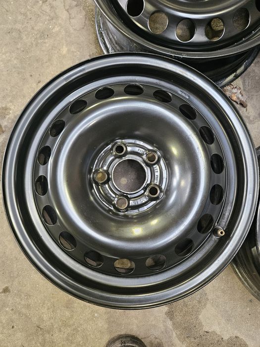 15 5x100 Felgi stalowe VW Seat Audi