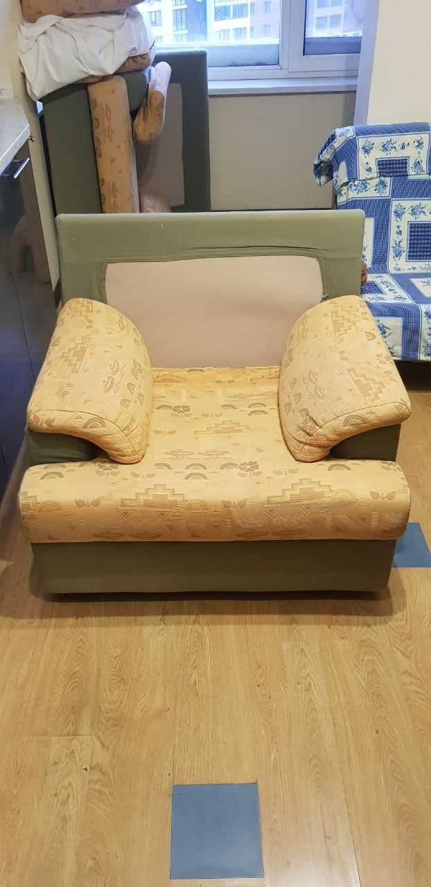 Продам диванное кресло [x2]