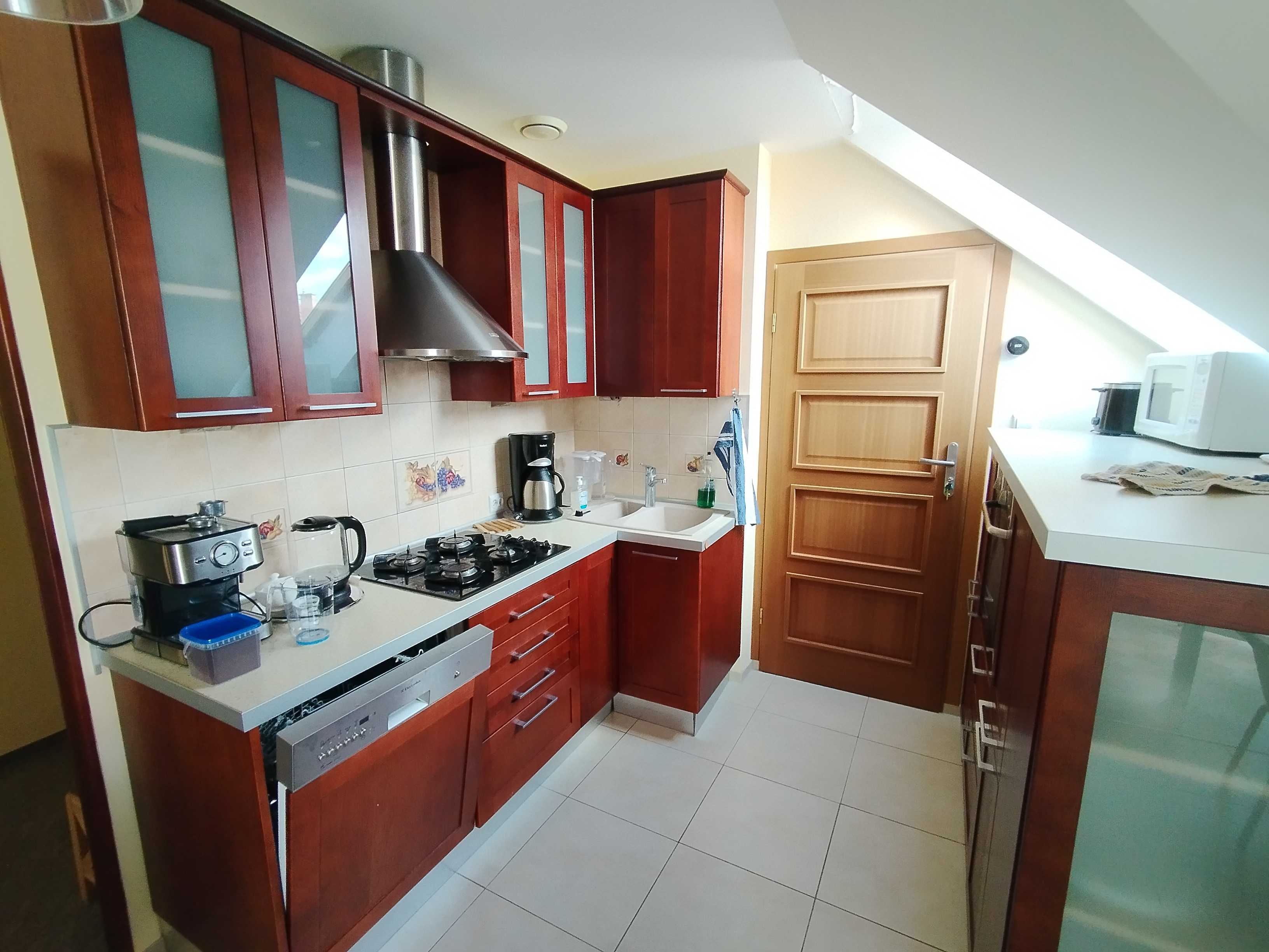 Duży Apartament 141 m kw (do 12 osób) dwupoziomowy, 5 sypialni