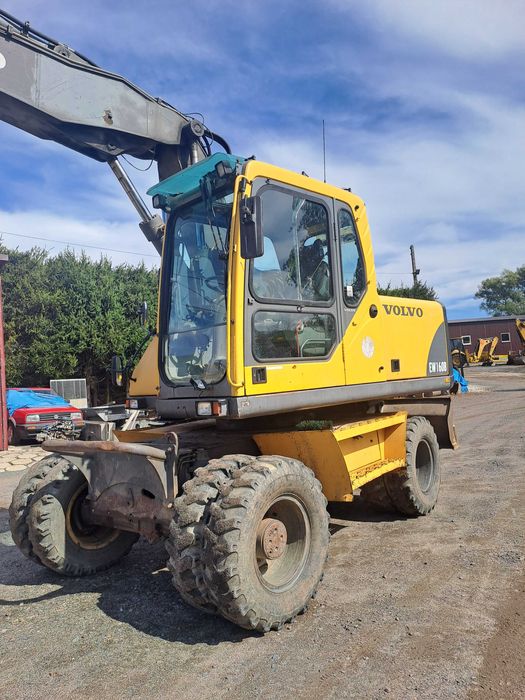 koparka kołowa Volvo EW160B